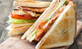 Recette de club sandwich à la dinde