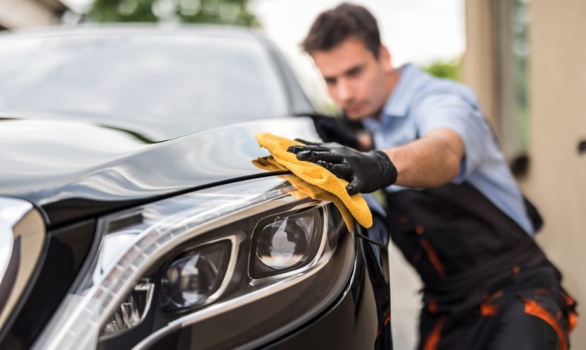 Comment protéger la carrosserie de sa voiture ? Nos astuces durables