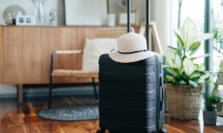 Préparer sa maison avant un départ en vacances : les étapes essentielles