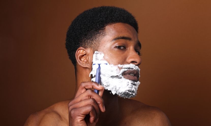 Irritation après rasage : comment en venir à bout durablement ?