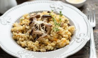 Comment réaliser un risotto champignons et courgettes ?
